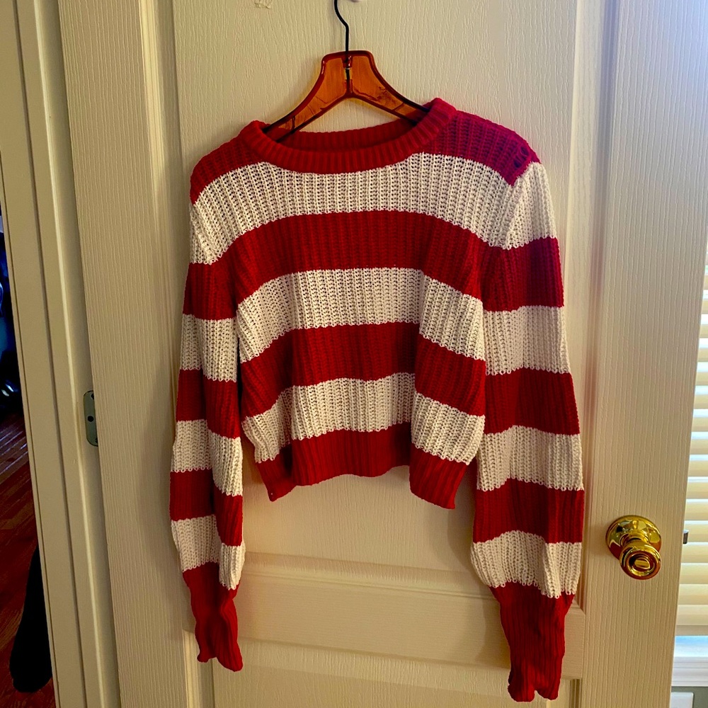 Crop crew neck sweater